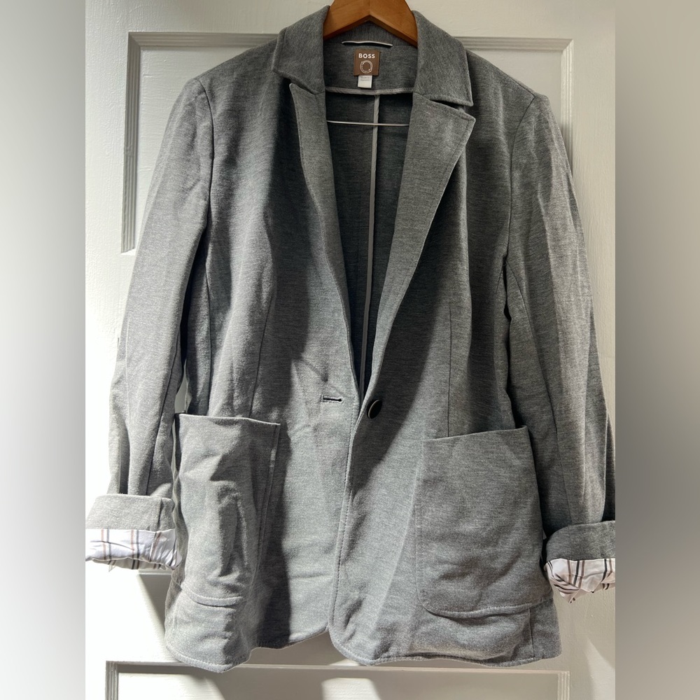 Hugo Boss Women’s Grey Blazer - Size 8